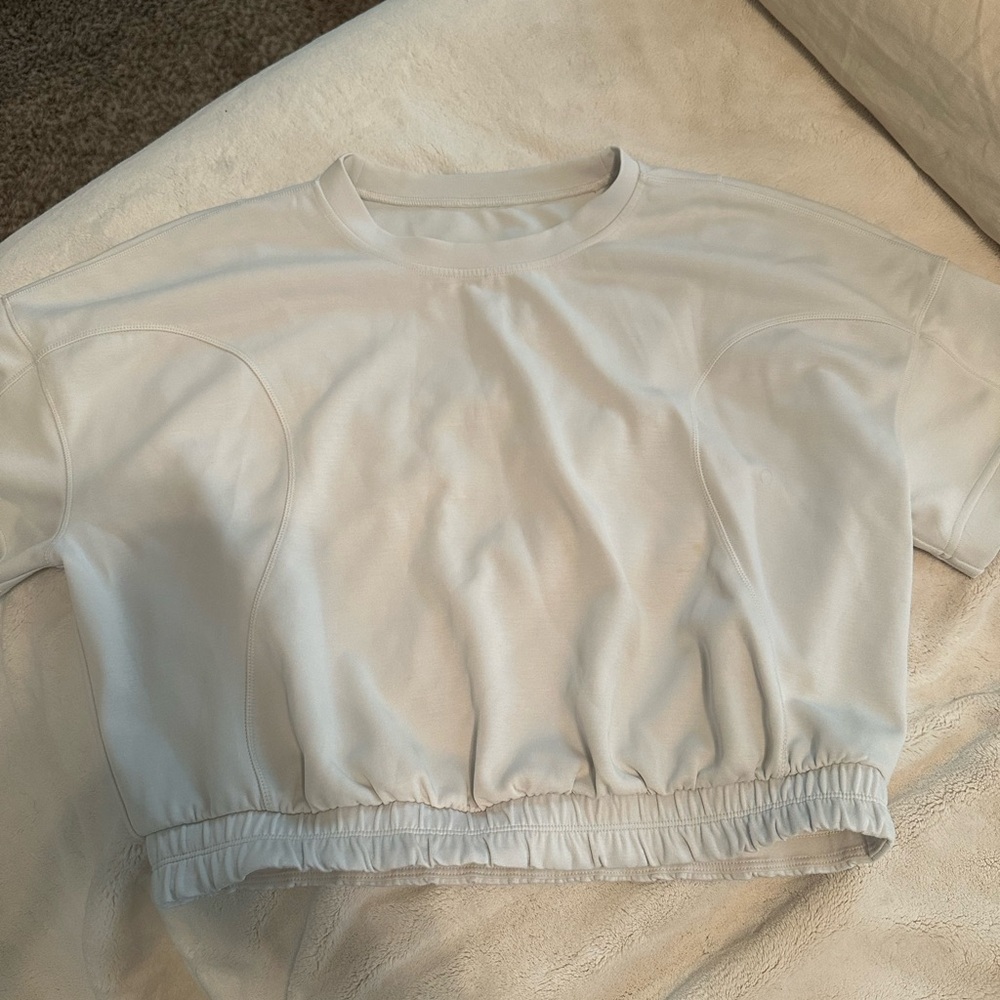 Lululemon crop top